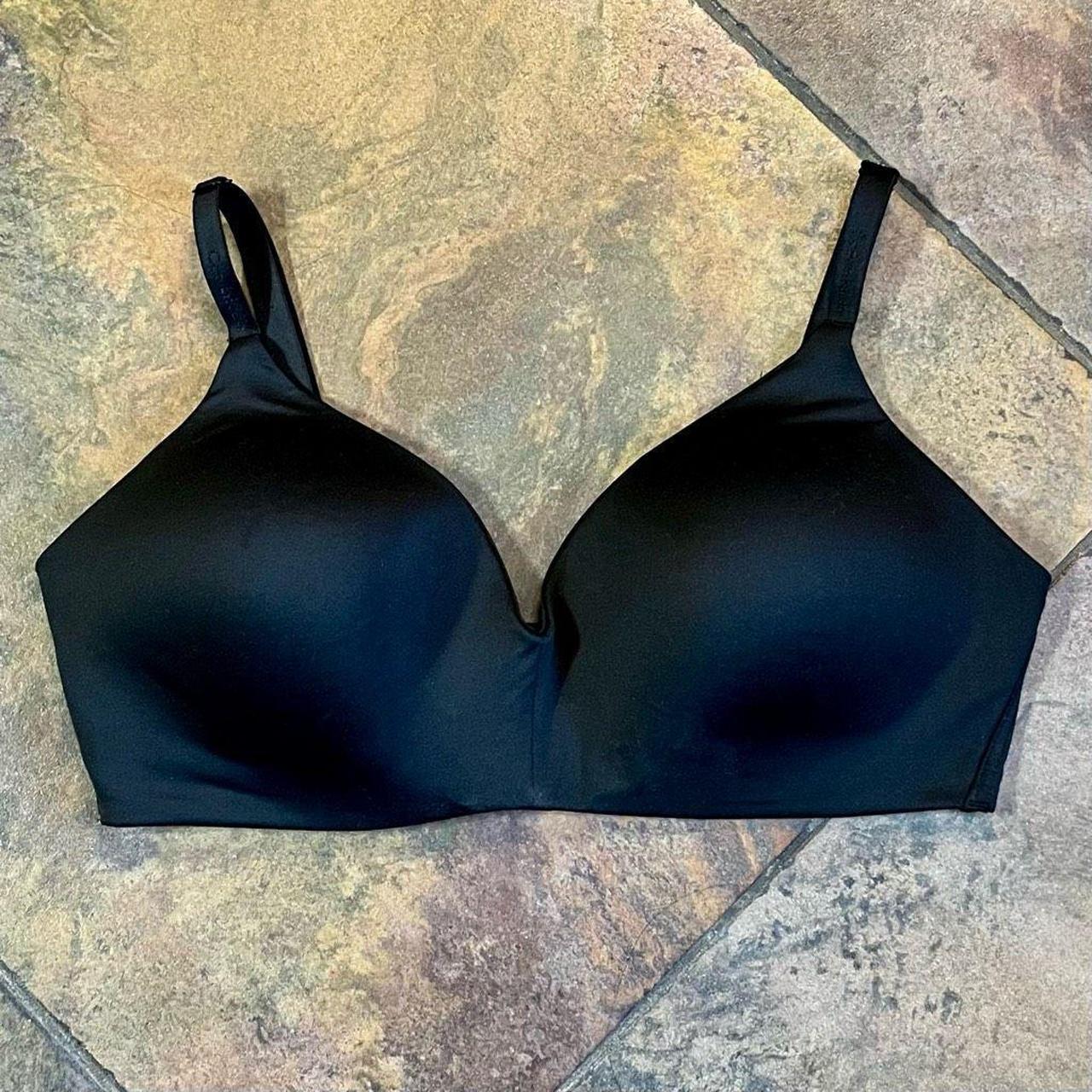 Calvin Klein Black Lightly Lined Wireless Bra Large.