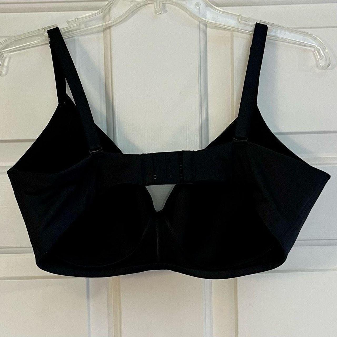 Wireless Bra - Calvin Klein New w/ tags Built-in - Depop