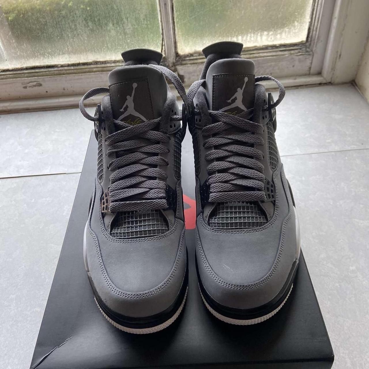 grey jordan 4's
