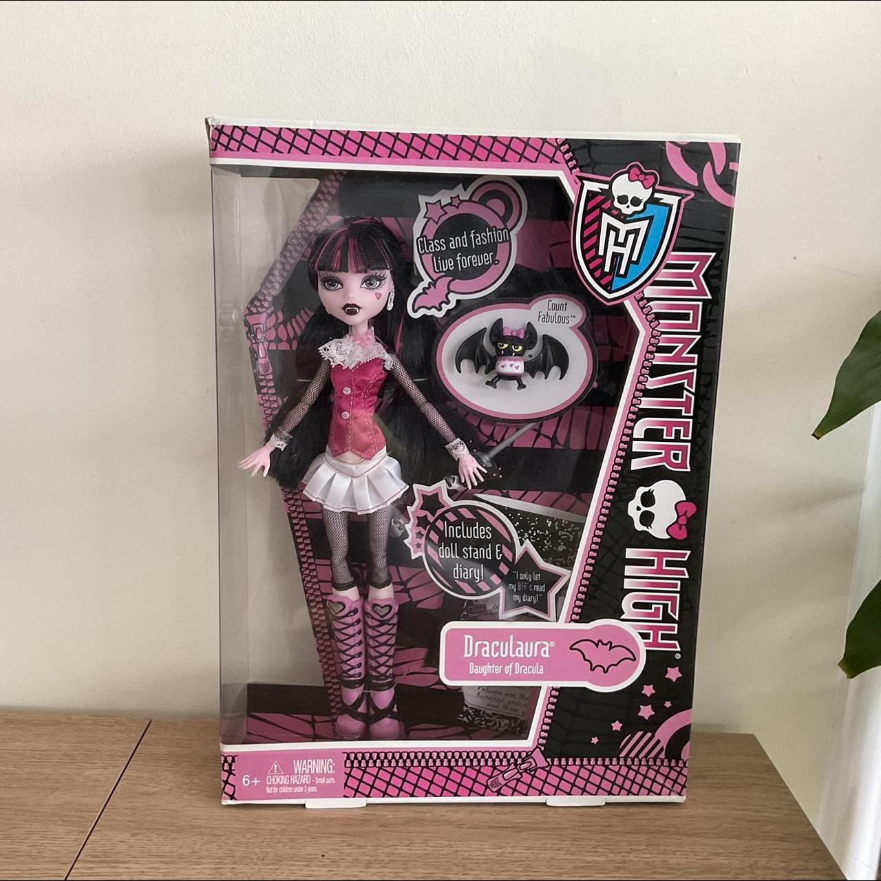 Monster High Signature Draculaura - OG - 2011... - Depop