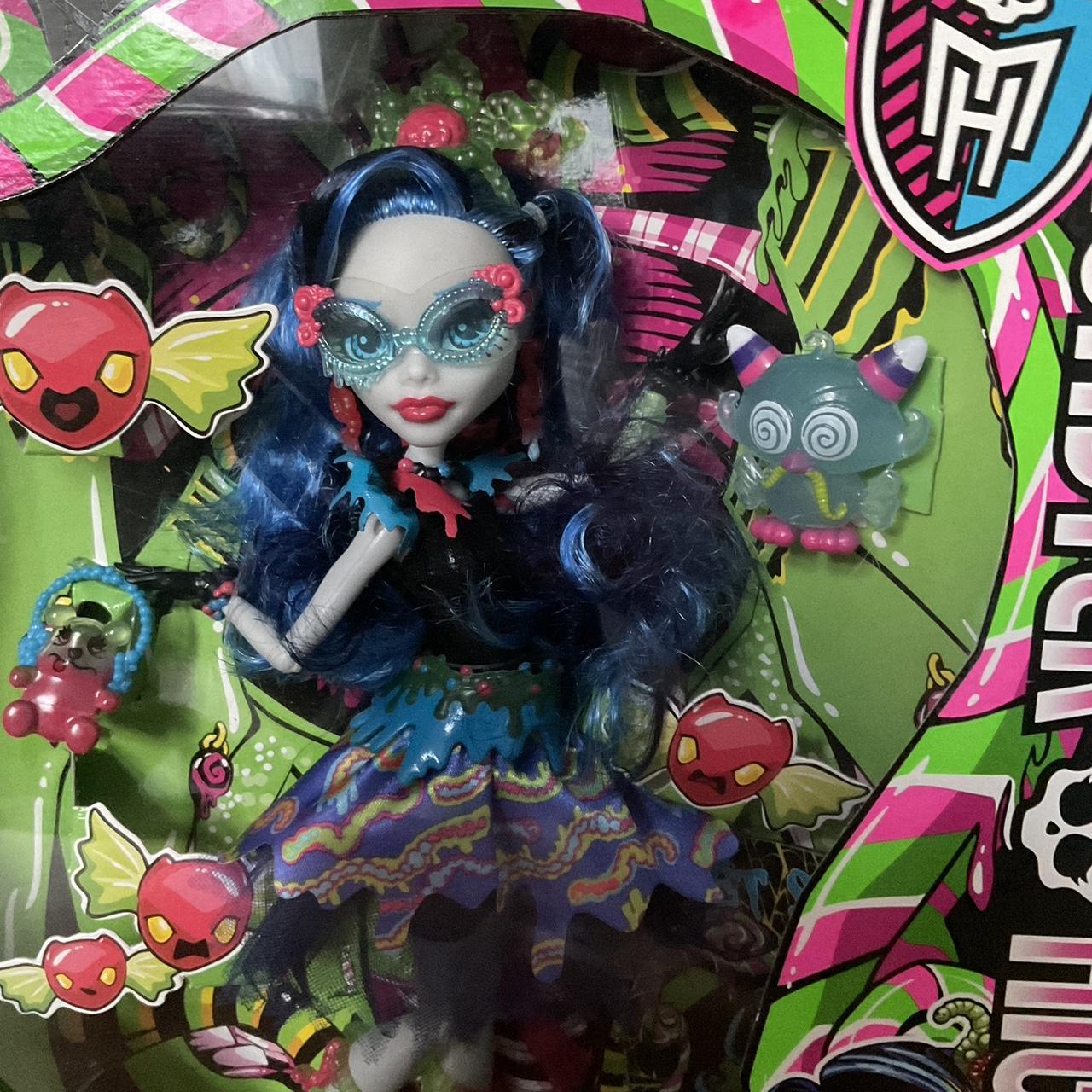 Ghoulia Yelps Sweet Screams Doll authentic