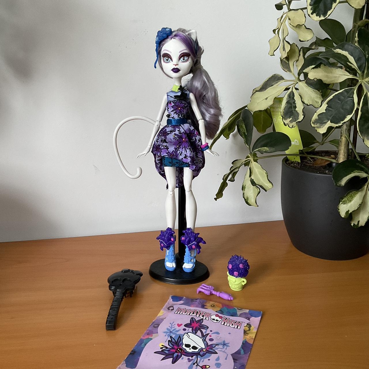 Monster high gloom and bloom dolls deals