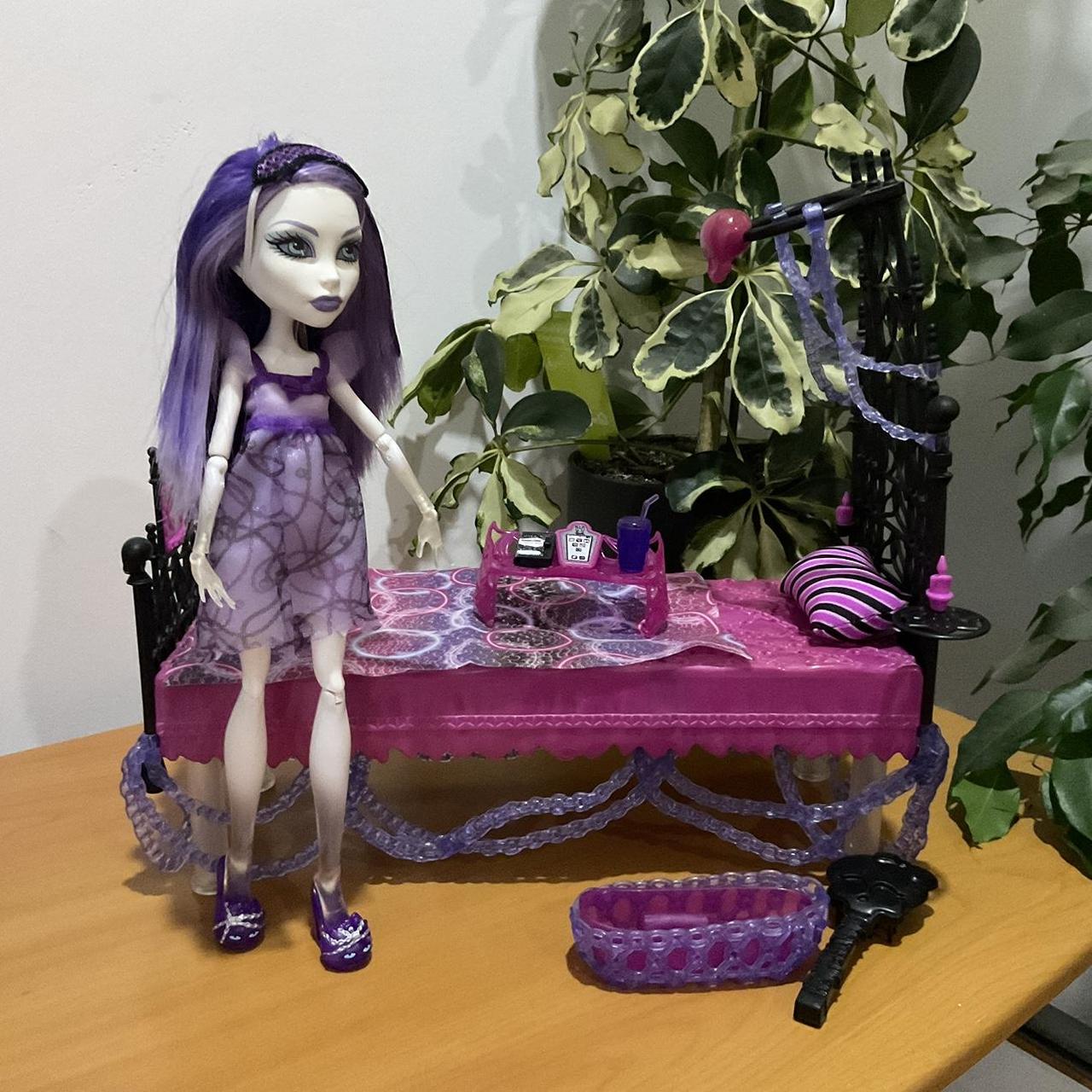 Monster High Dead Tired Spectra Vondergeist Depop