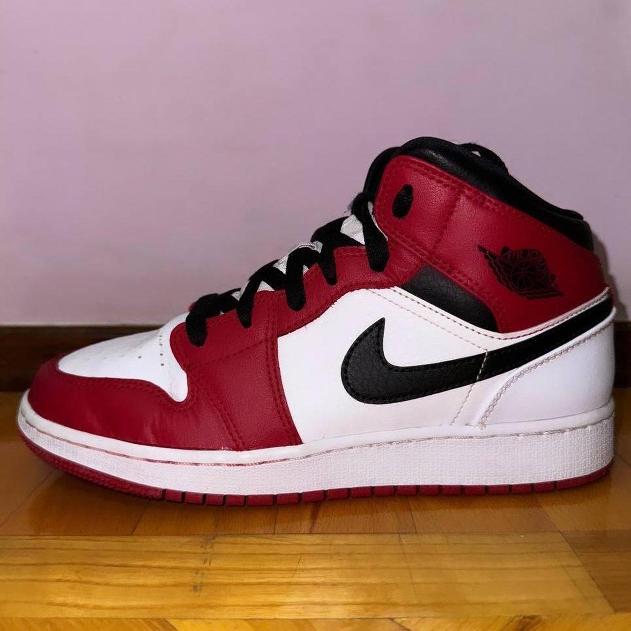 Air Jordan 1 Mid