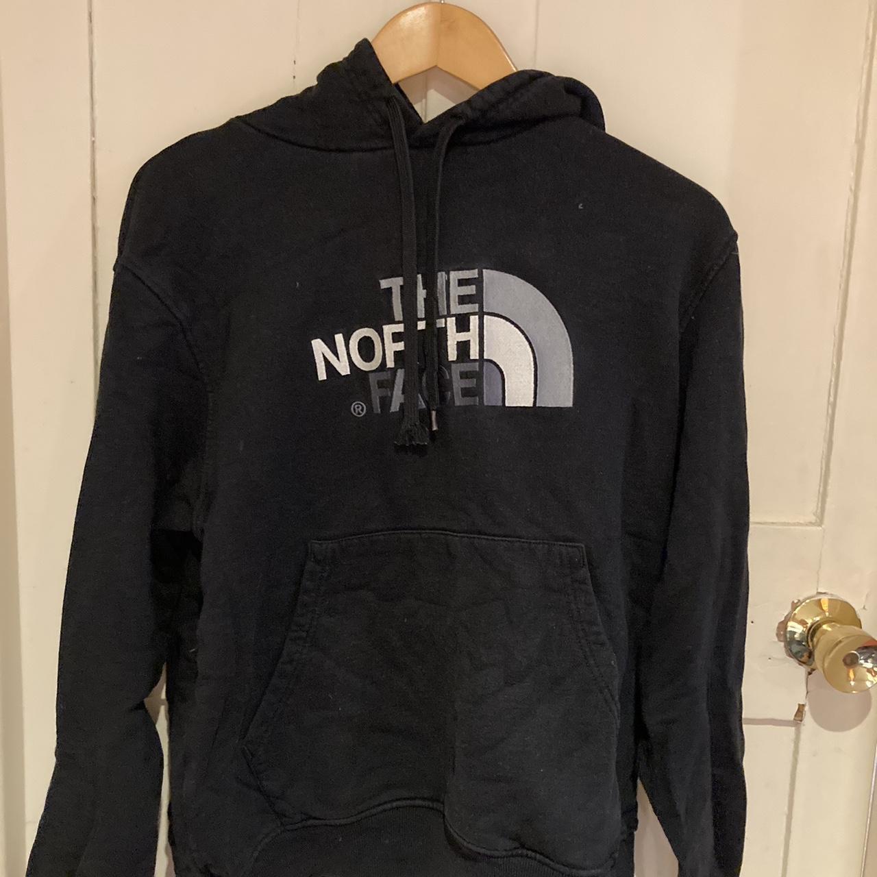 Men’s black north face hoodie medium- great... - Depop