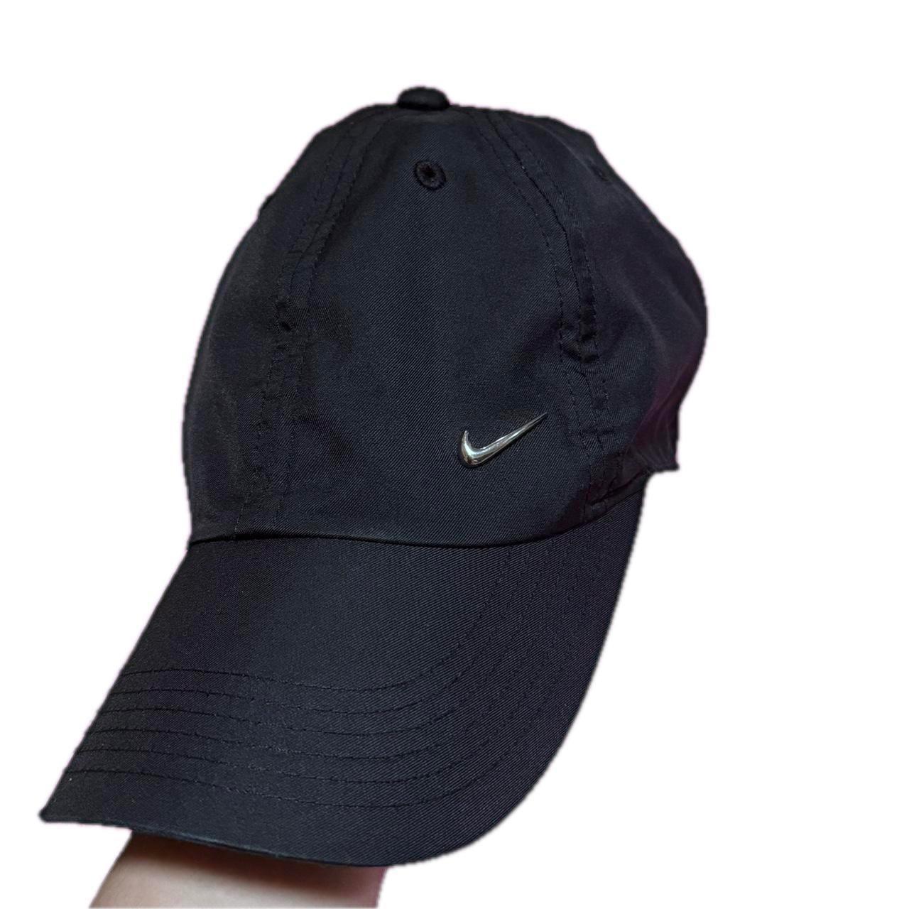 Nike cap, 🧢 black one size golf cap, #depop #hats