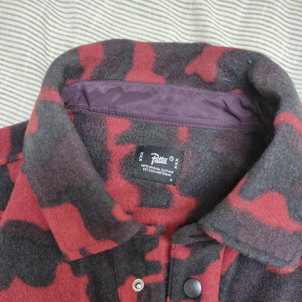 Patta red camo pullover fleece Depop