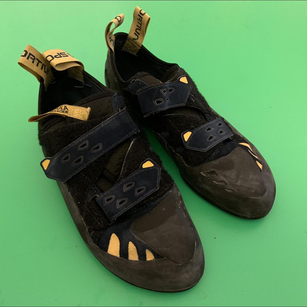 La Sportiva Tarantula climbing shoes Size 8 UK Size... - Depop