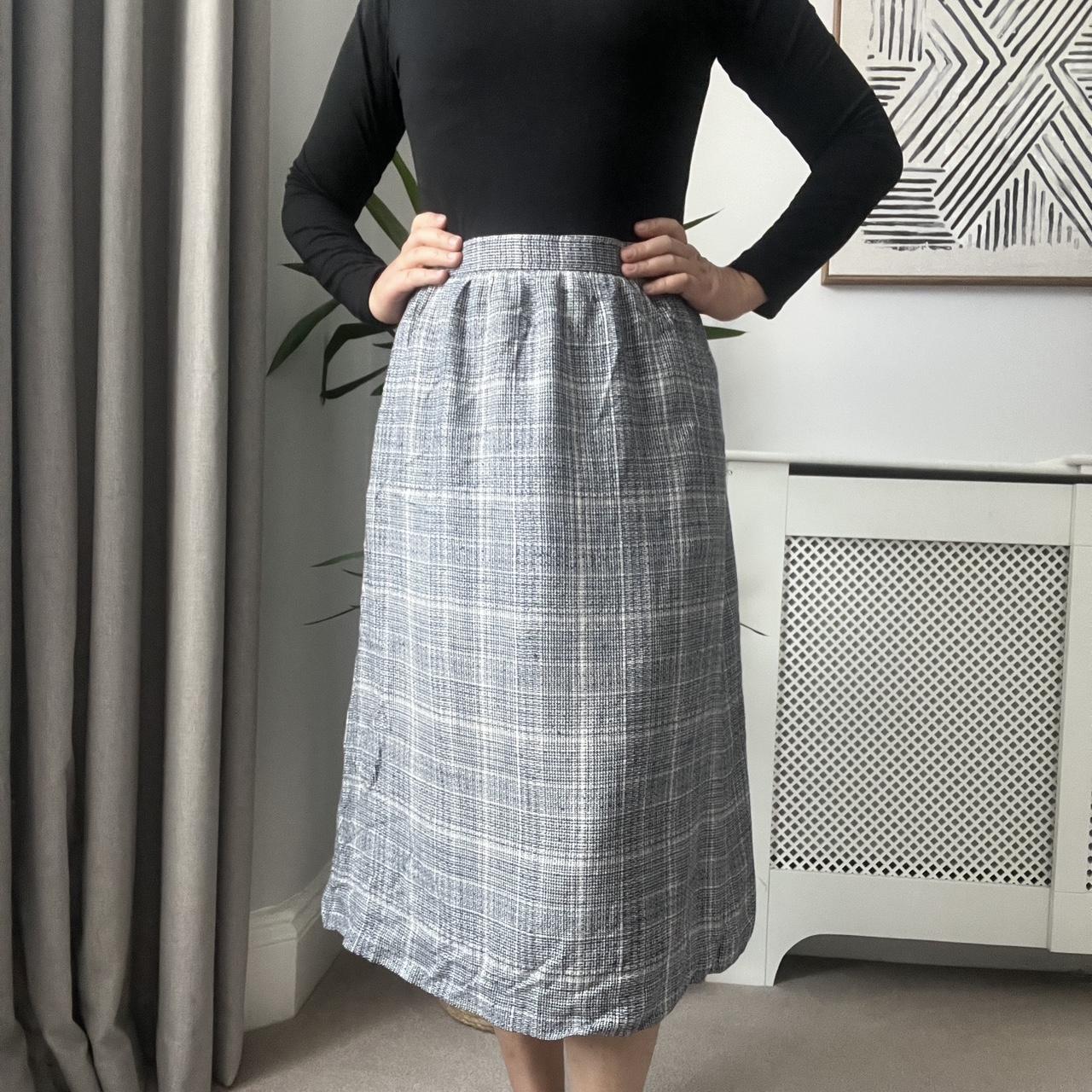 Checked A Line Midi Wool Skirt Size S Waist 26in Depop