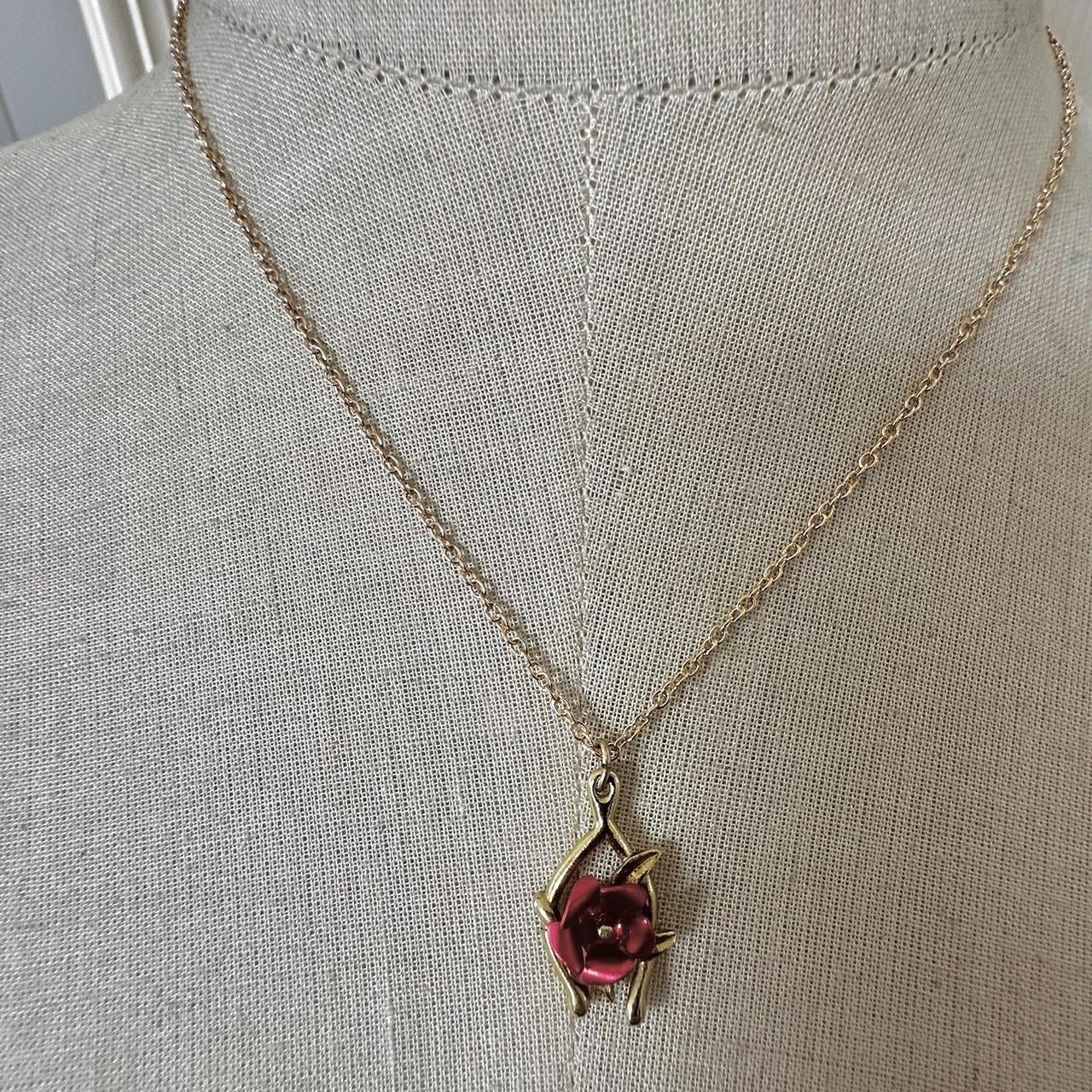 item listed by gemgirlie777
