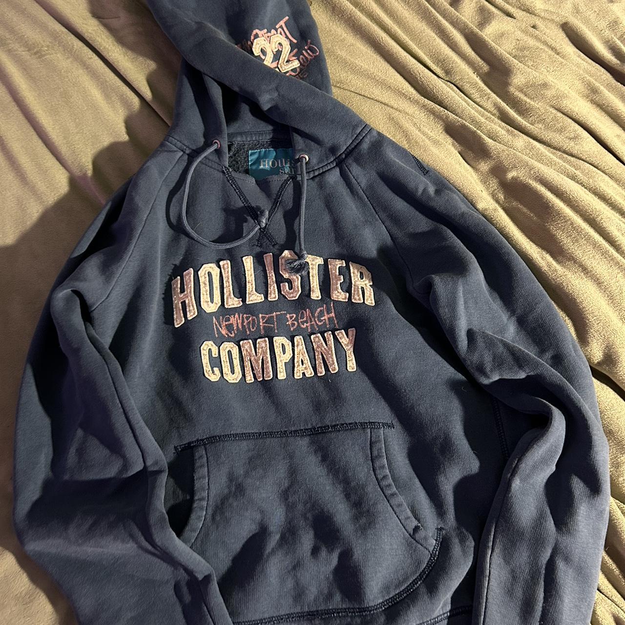medium vintage hollister hoodie, preowned but in... Depop