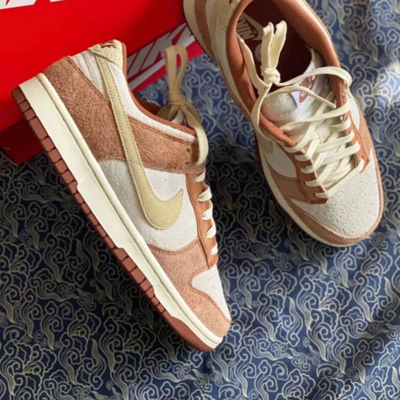 dunk low medium curry women's