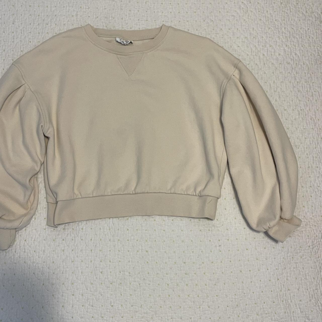 item listed by leilaleilaleila07