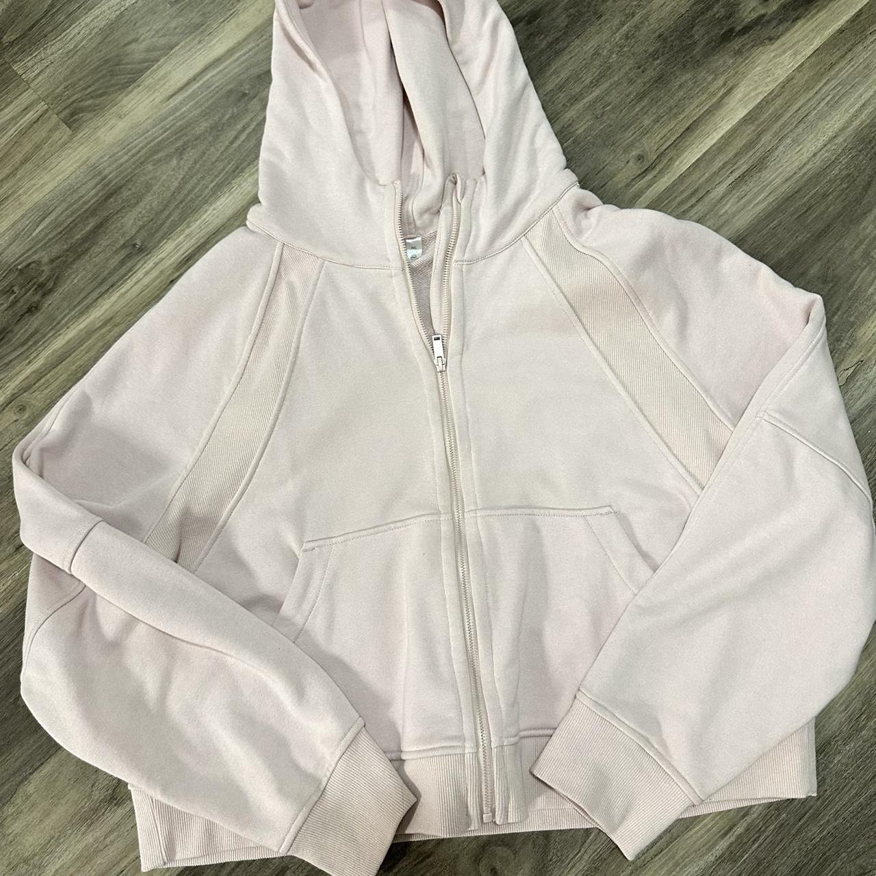 item listed by jillianscloset21