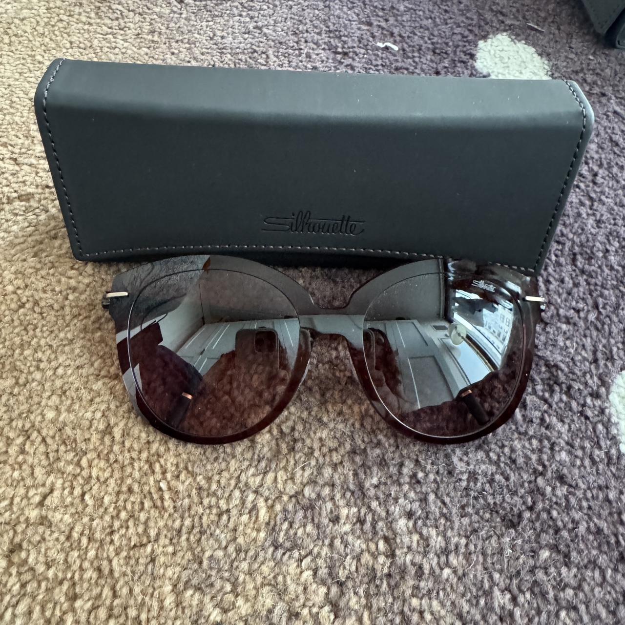 item listed by micaelaerlanger