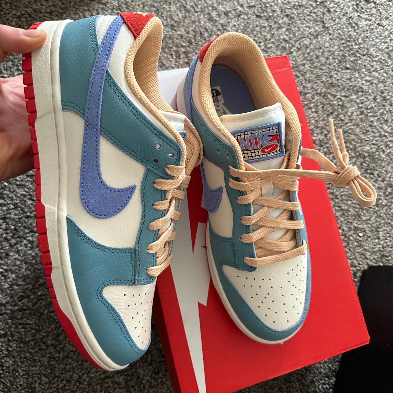 royal pulse nike dunks