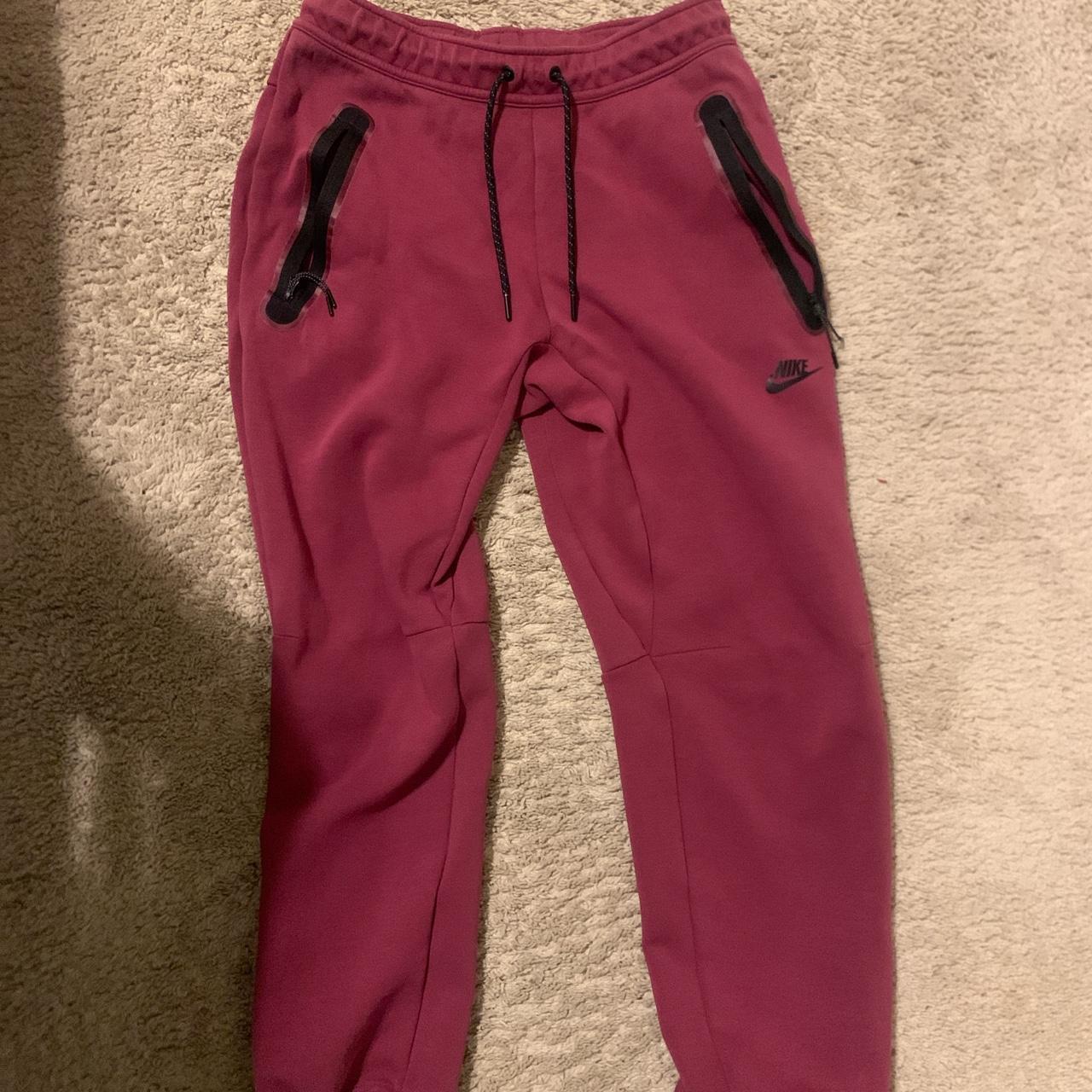 Burgundy nike hot sale tech pants