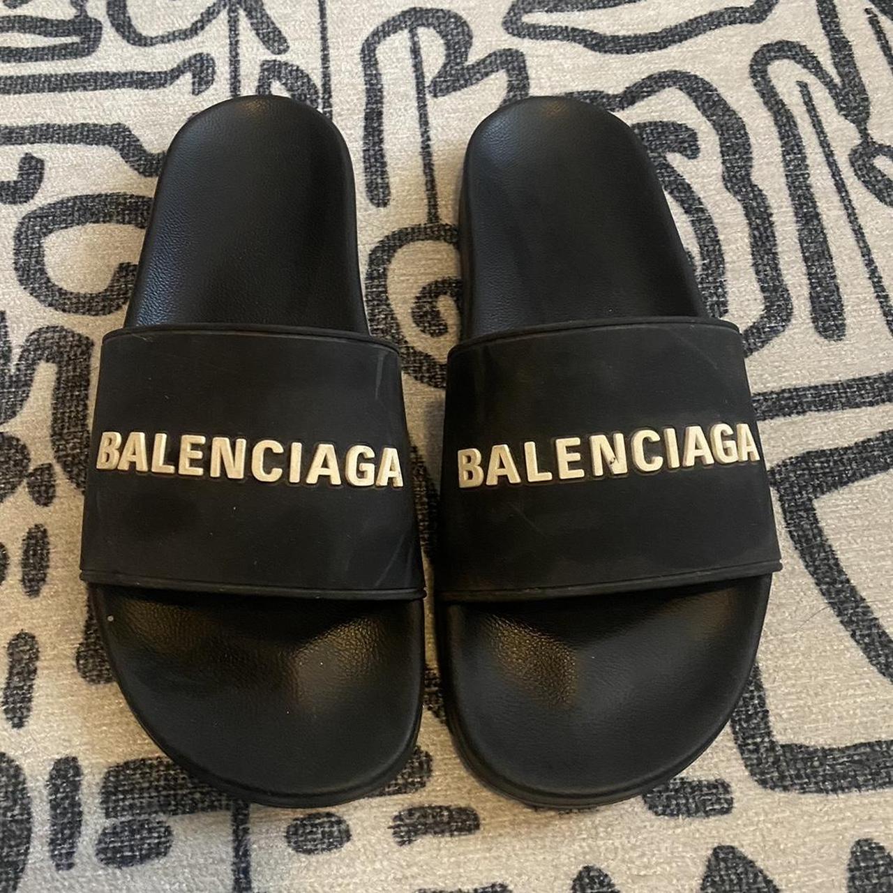 Balenciaga slides online sizing