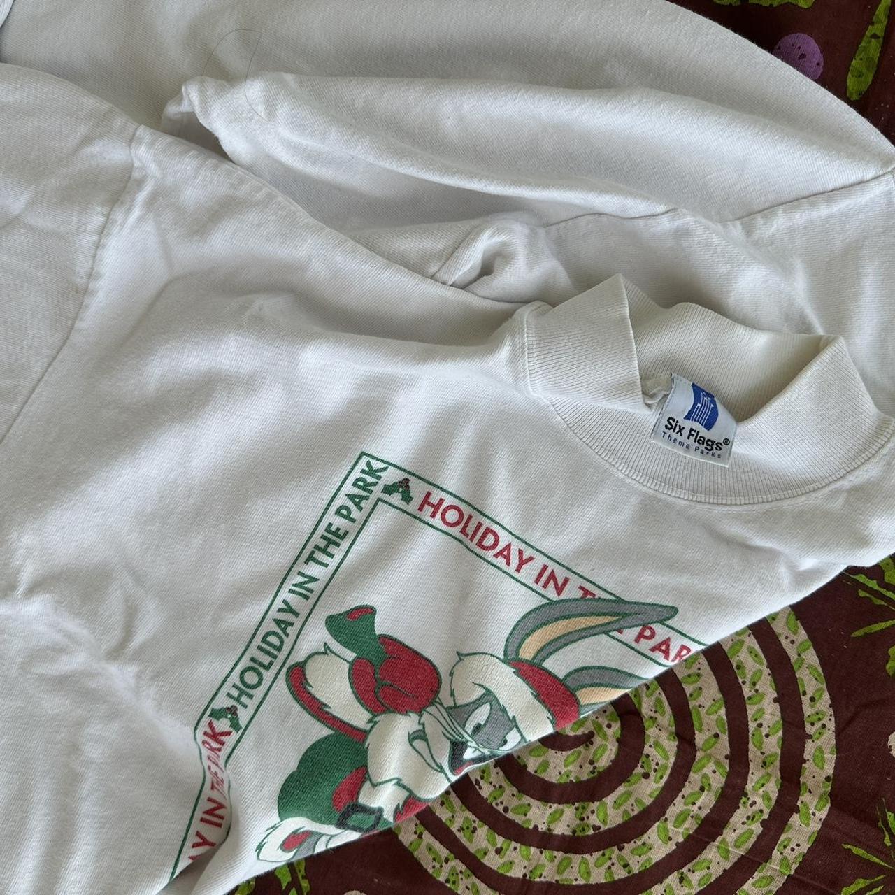 Vintage 1995 Six Flags turtle/crewneck super... - Depop