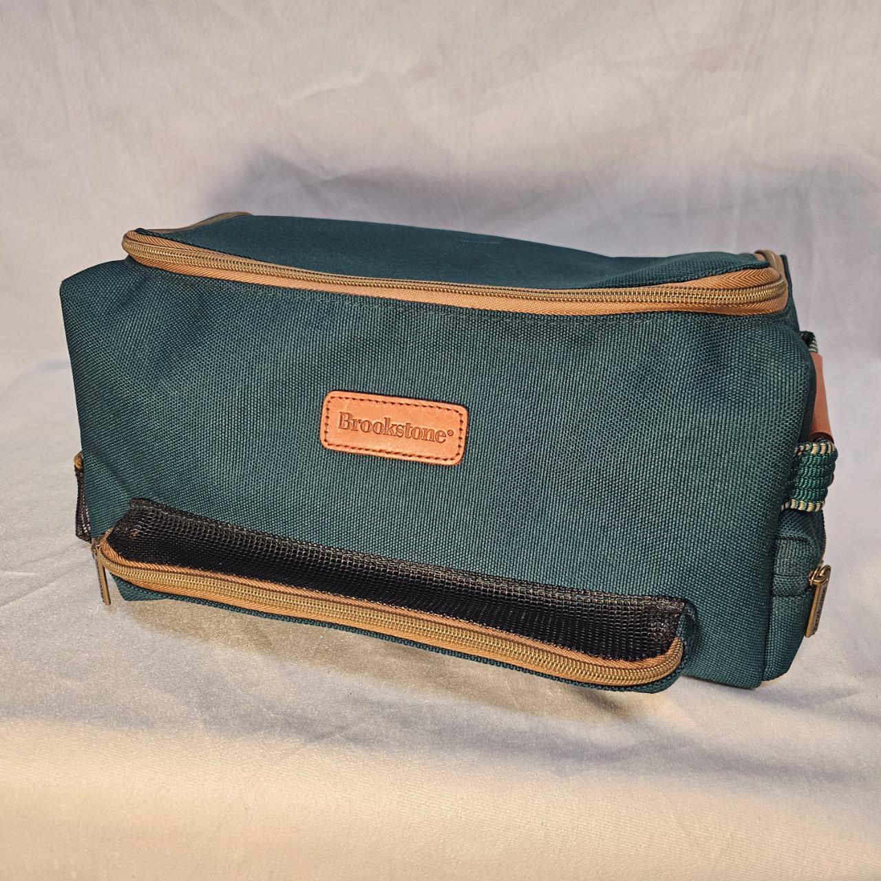 Brookstone golf shoe bag The perfect companion to Depop