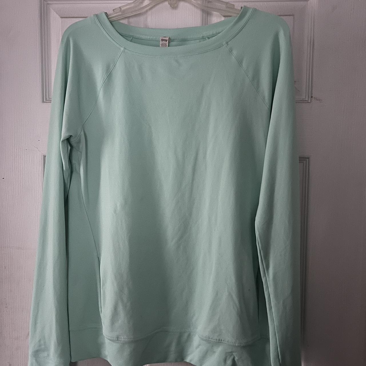 Light blue under hotsell armour long sleeve