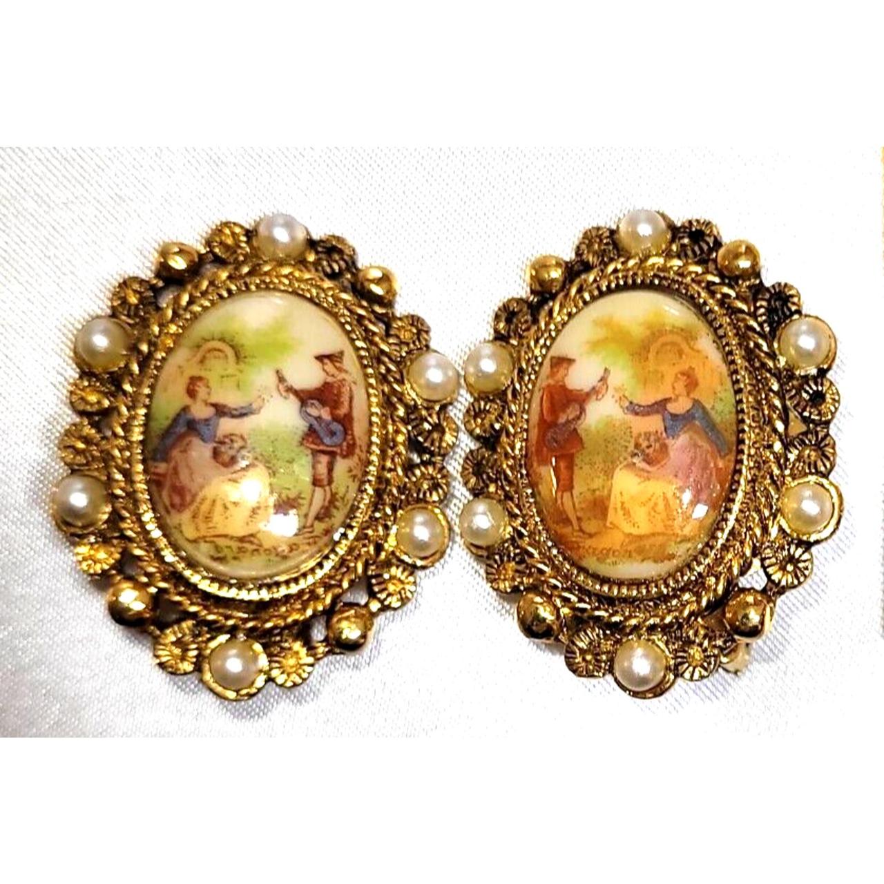 Fragonard Cameo Courting Couple Clip On Vintage... - Depop