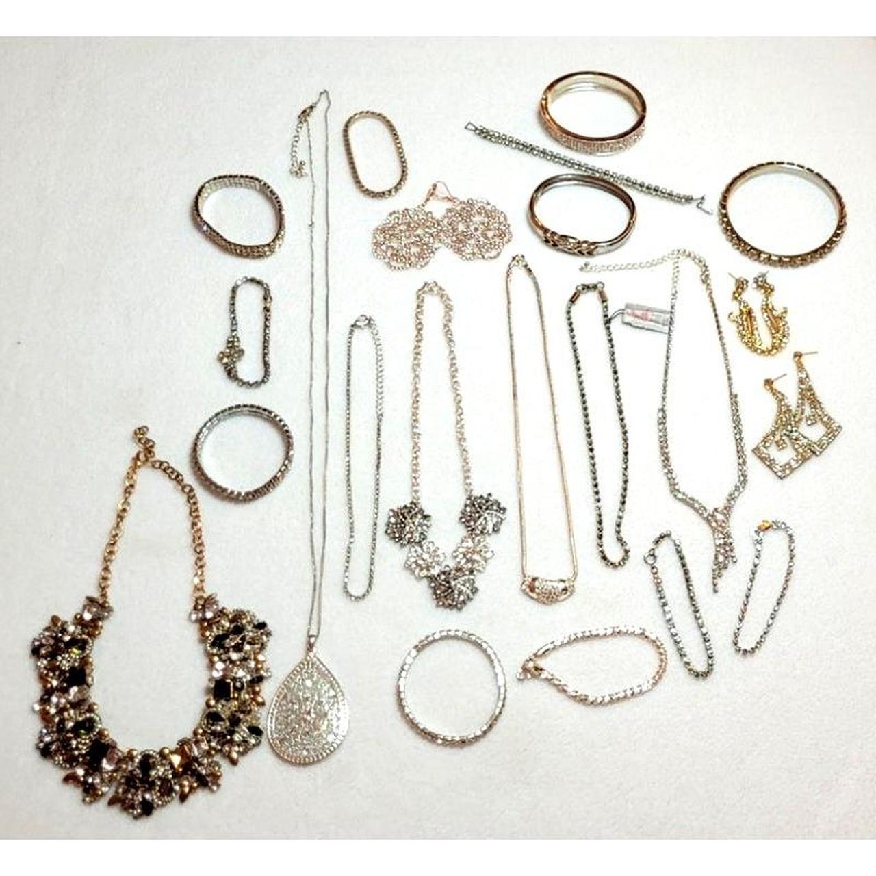 Shops Jewelry Lot ( 22 ) piece