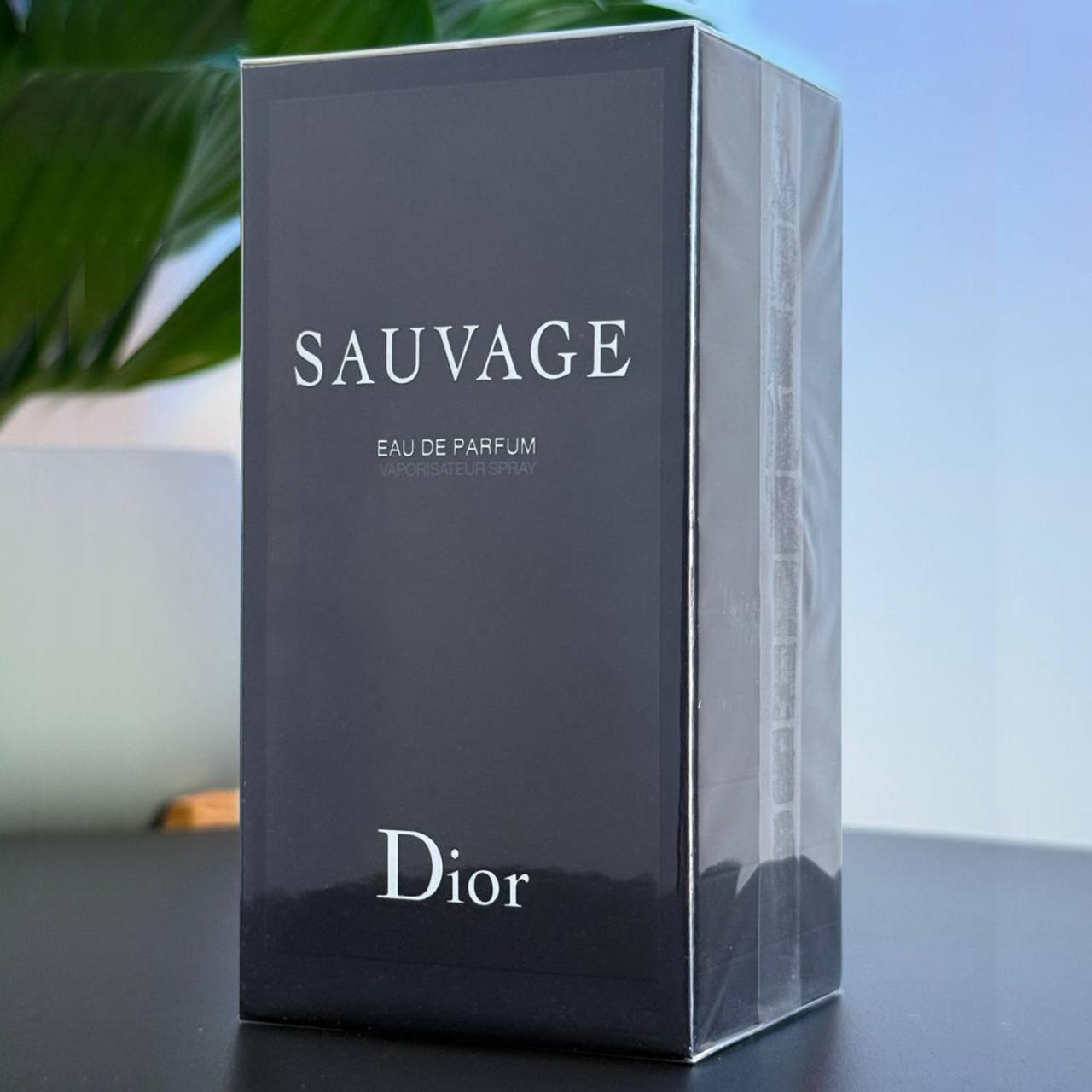 【値下げ中‼️】Dior Sauvage ボックス入り Dior sauvage - Depop