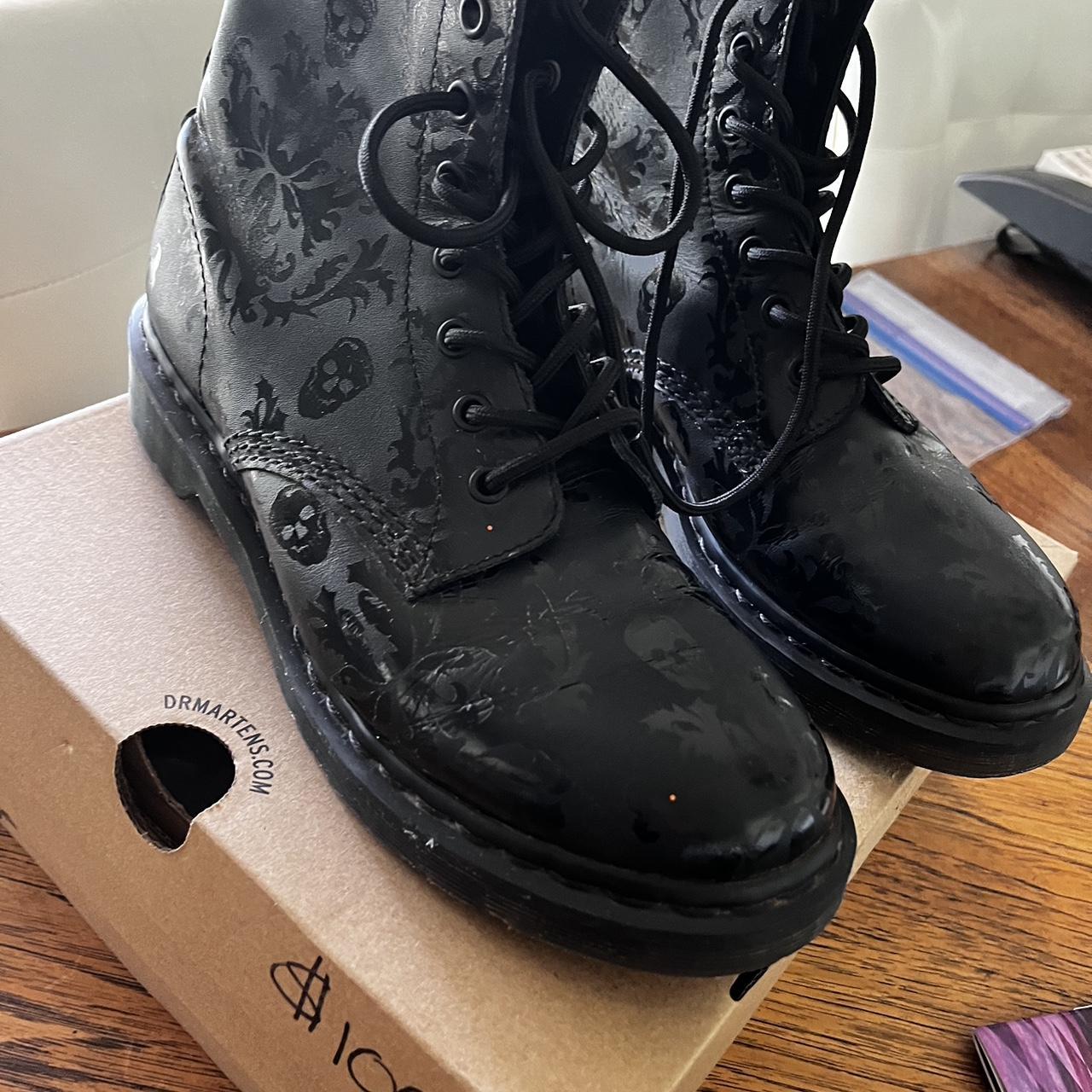 Cassidy dr martens best sale