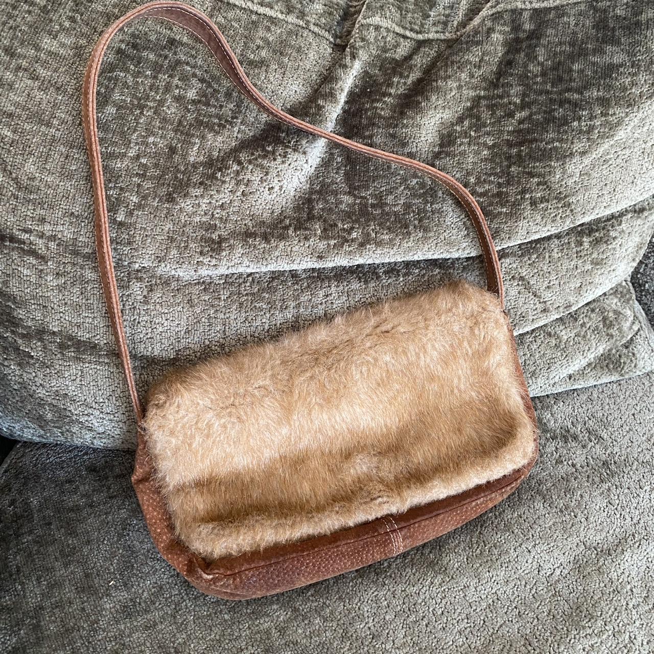 item listed by clothesvinn