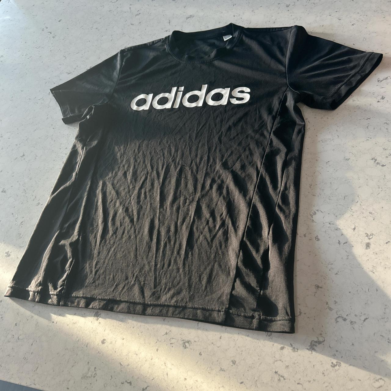item listed by jaxsellsclothes