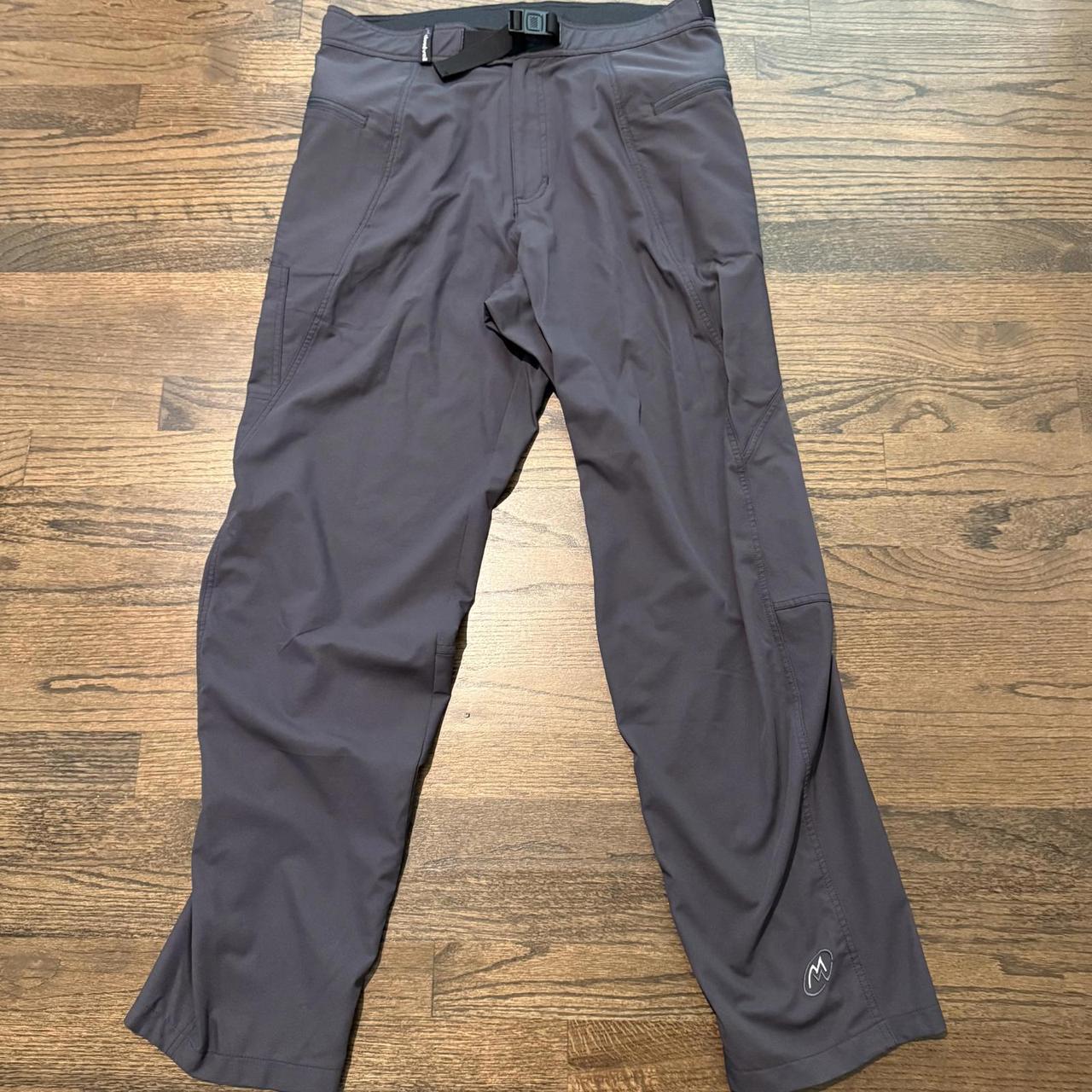 item listed by addisonlv