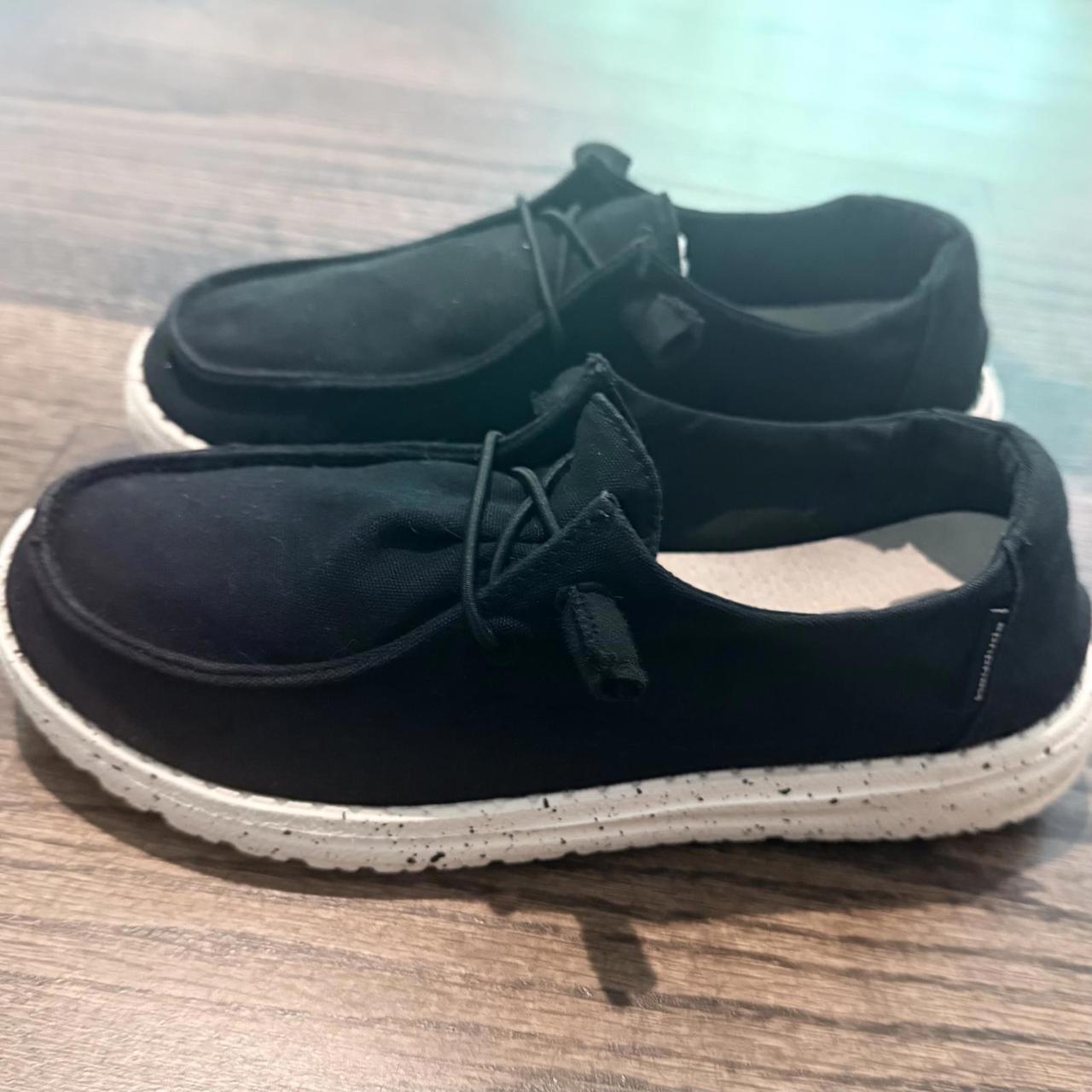 item listed by addisonlv