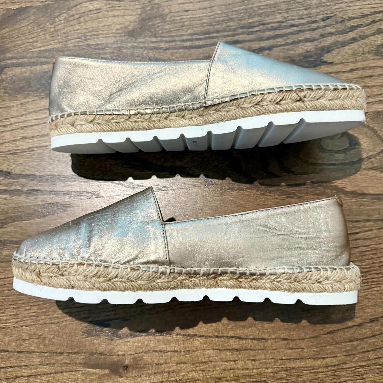 item listed by addisonlv