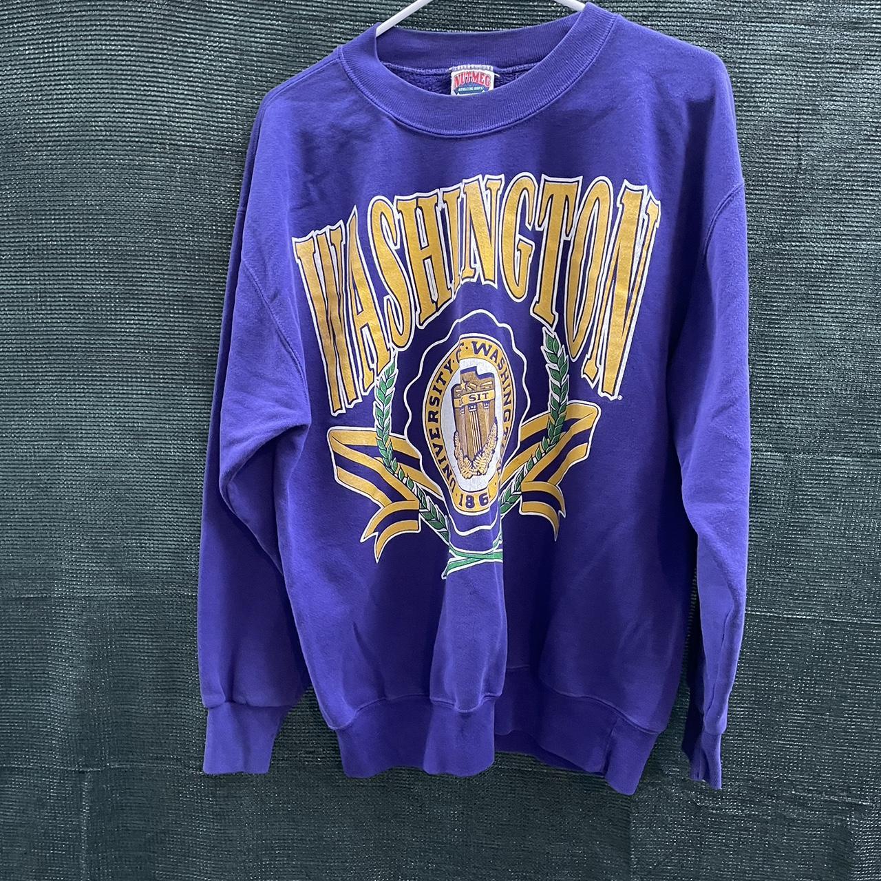 Vintage university of Washington crewneck size large... - Depop