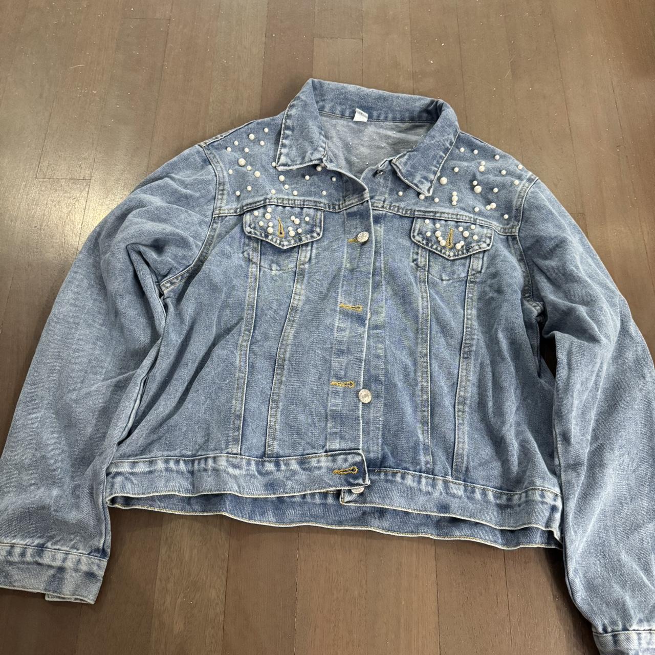 item listed by xin19920702