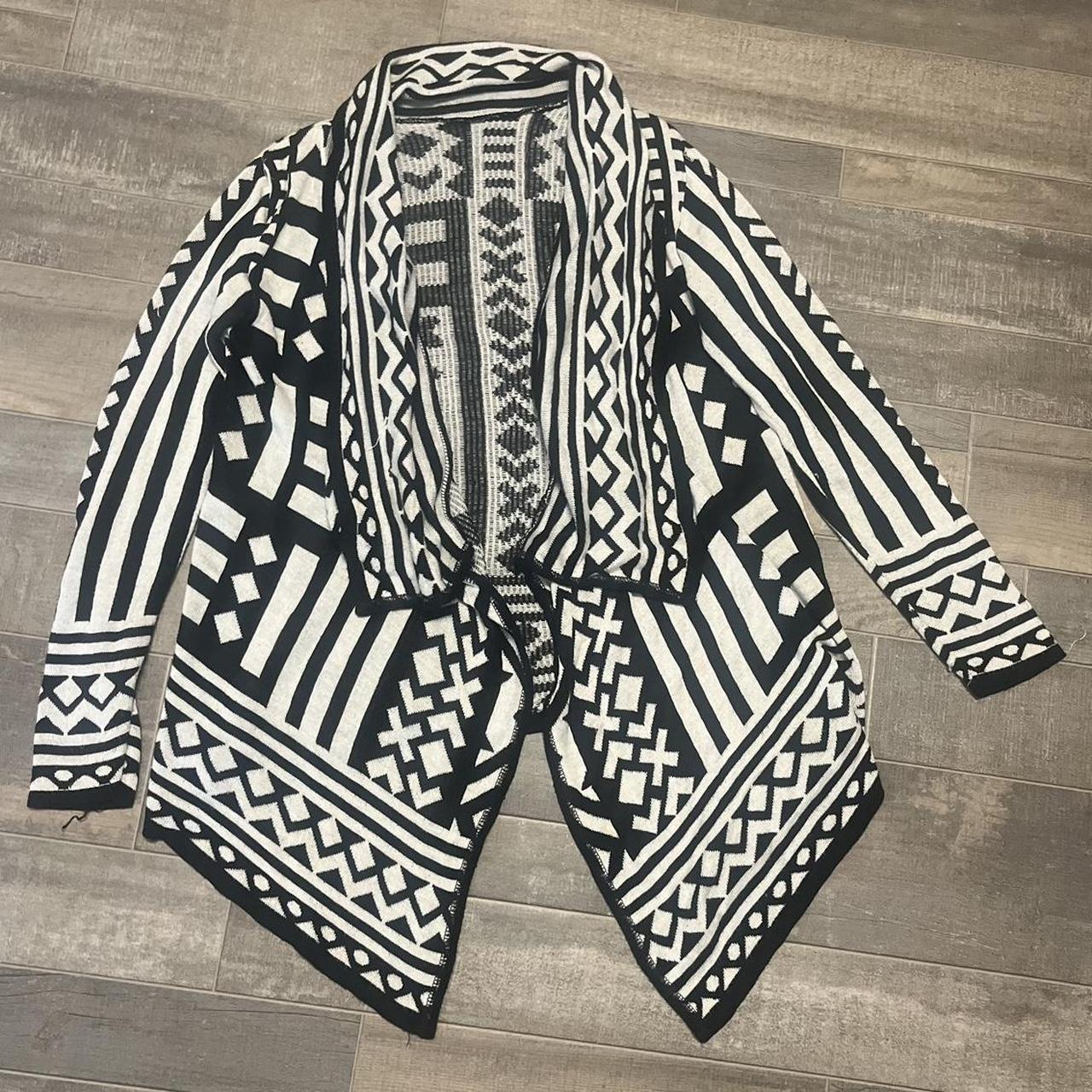 Stunning Black outlets and White Pattern Cardigan