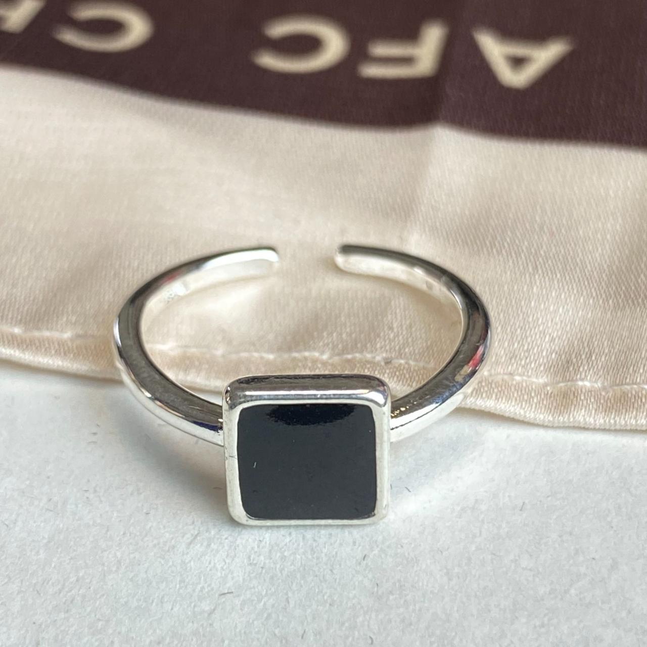 item listed by takertdw4651