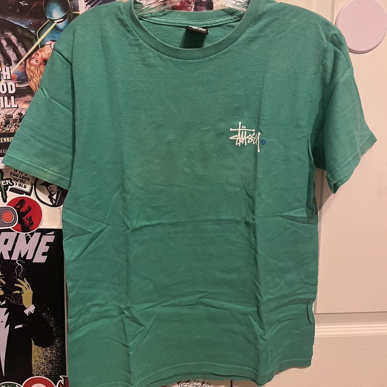 Stussy small green baggy shirt - Depop