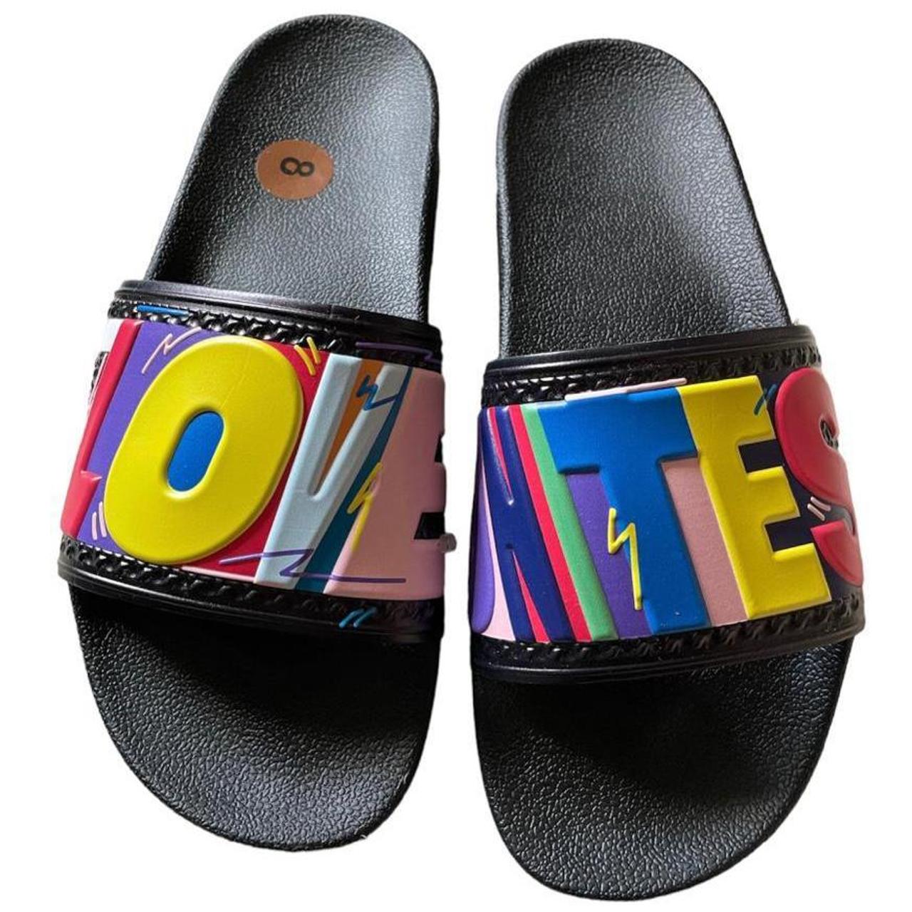 Love unites adidas discount slides