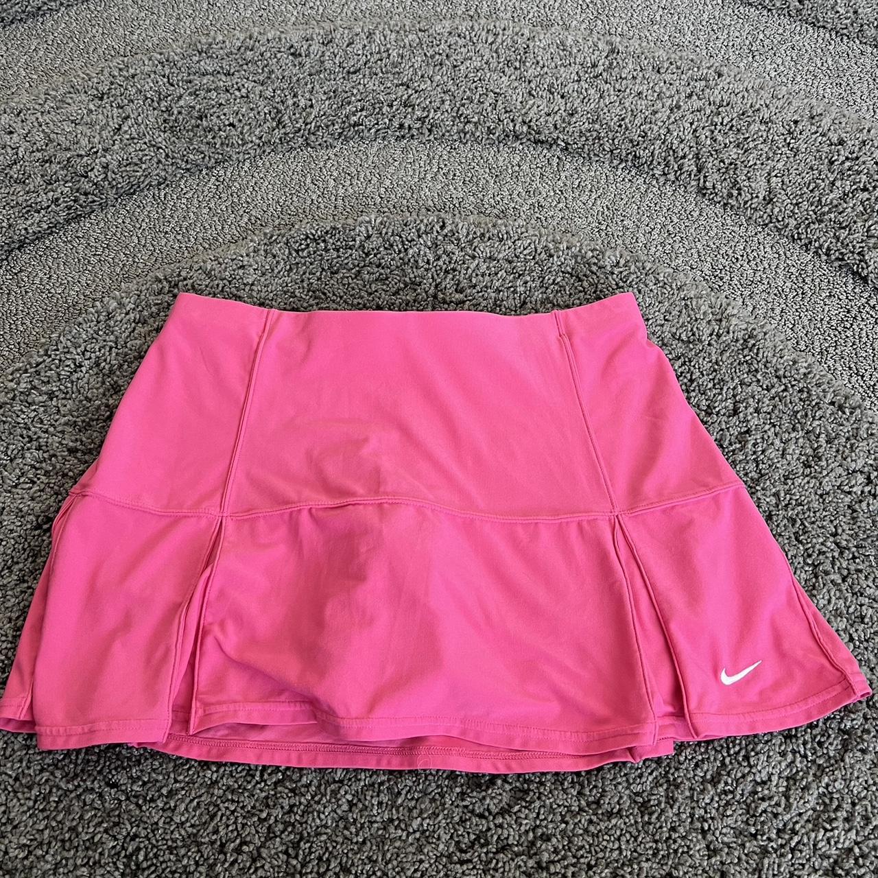 SUPER cute hot pink Nike tennis skirt. Size M!!... Depop