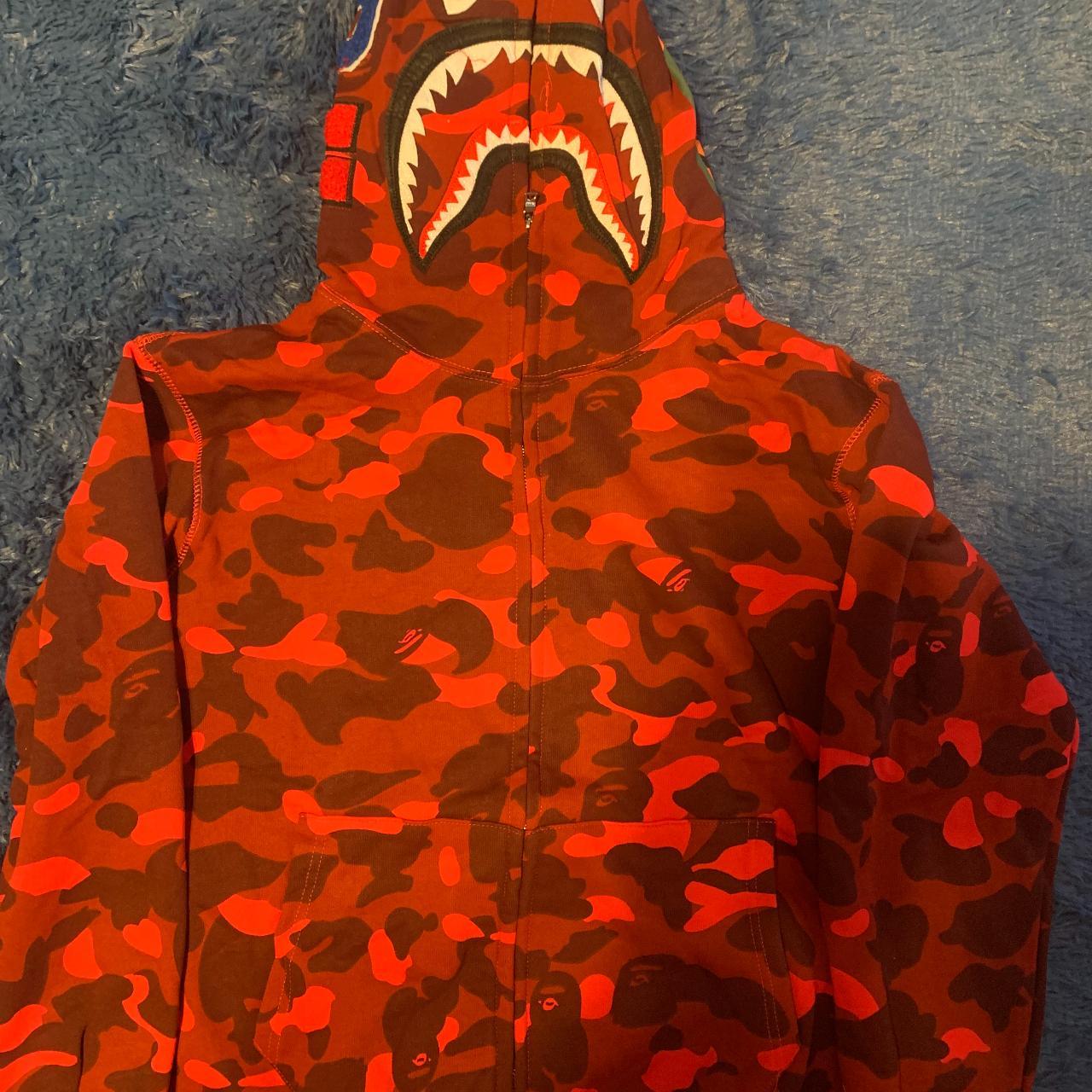 Bape shark hoodie hot sale red camo