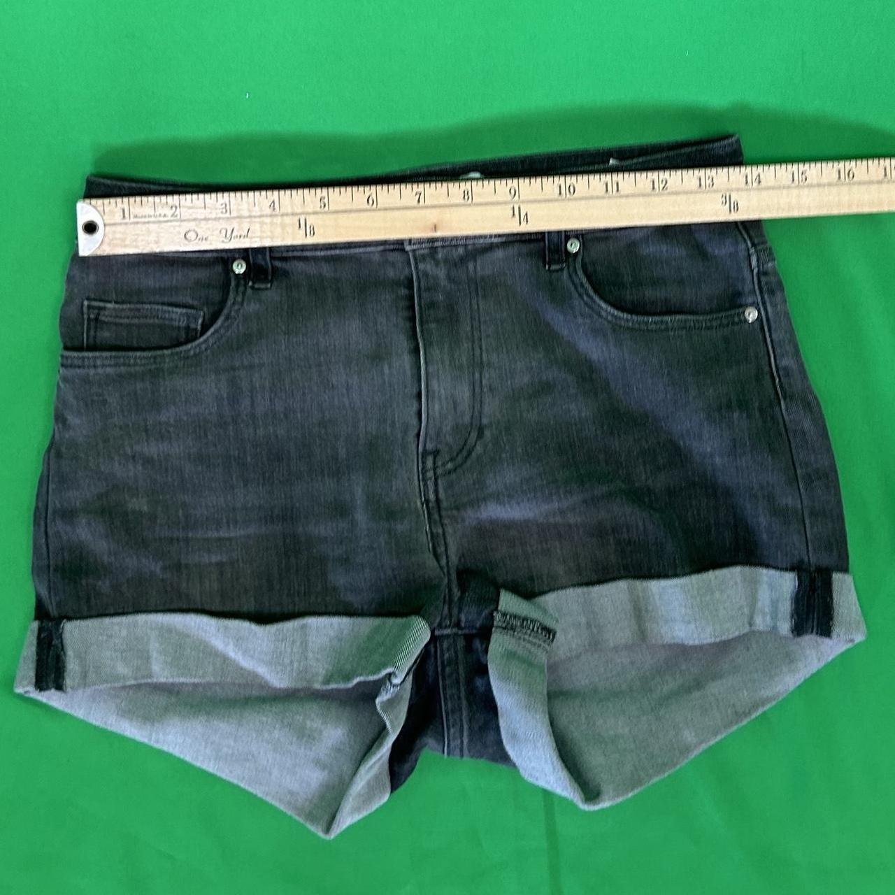 item listed by ephimia image 2