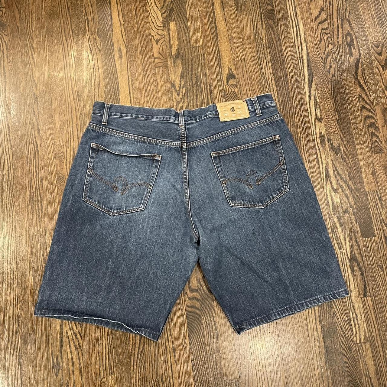 Rocawear Jorts Very baggy with only minor hemming... - Depop