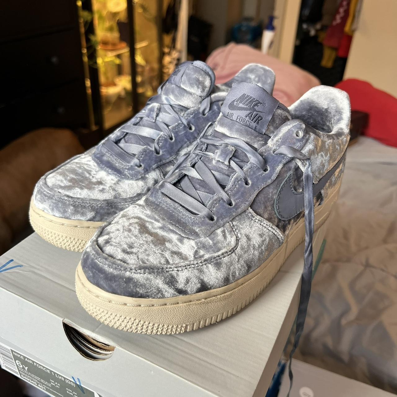 Blue sales velvet af1