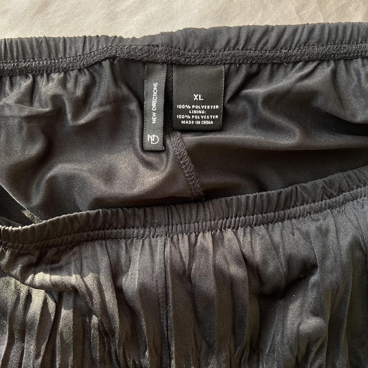 black plisse full maxi skirt ~ brand - new... - Depop