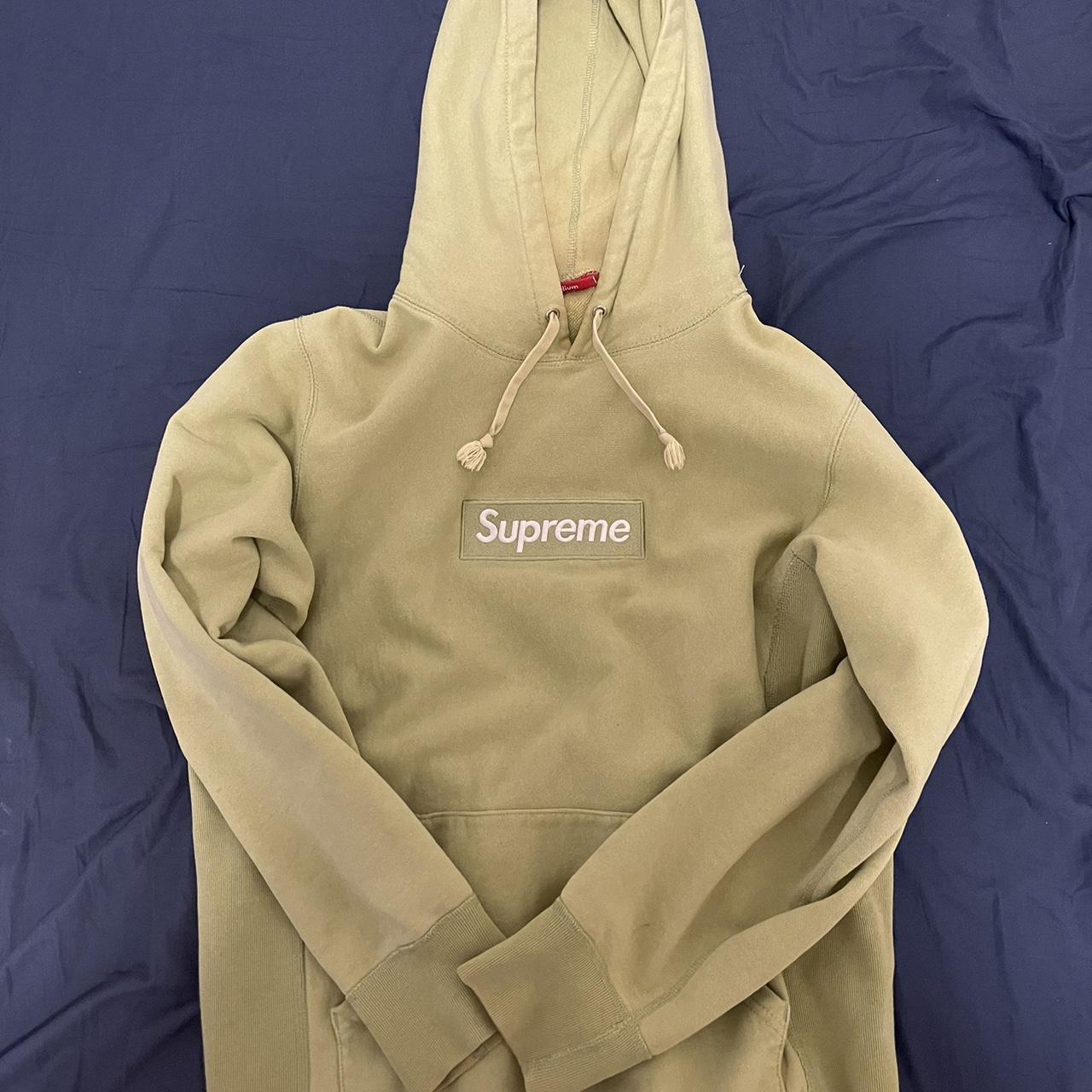 Green supreme-hoodie - Depop