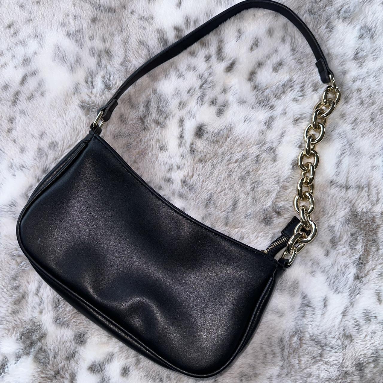 Gold Chain Shoulder Purse🖤 •Faux leather •Small... Depop