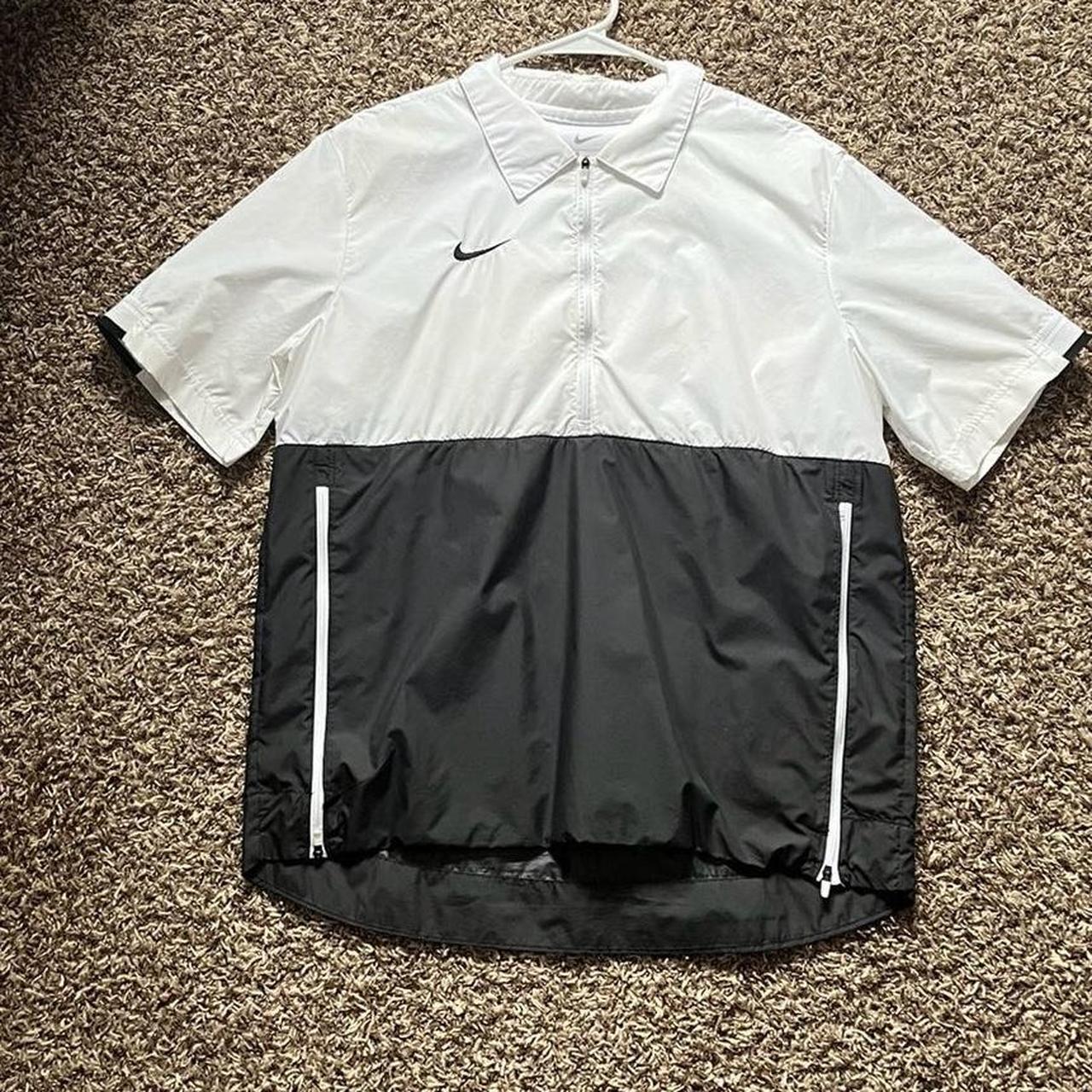 Short sleeve nike on sale windbreaker