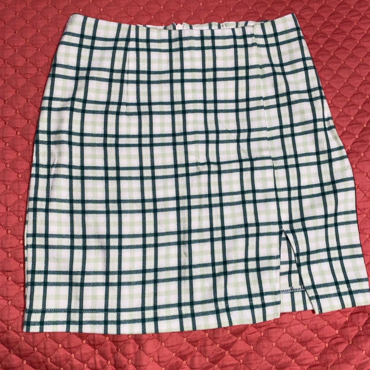 Wild Fable tight green plaid mini skirt with slit at... - Depop